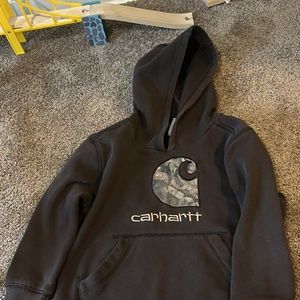 Carhartt hoodie 12$